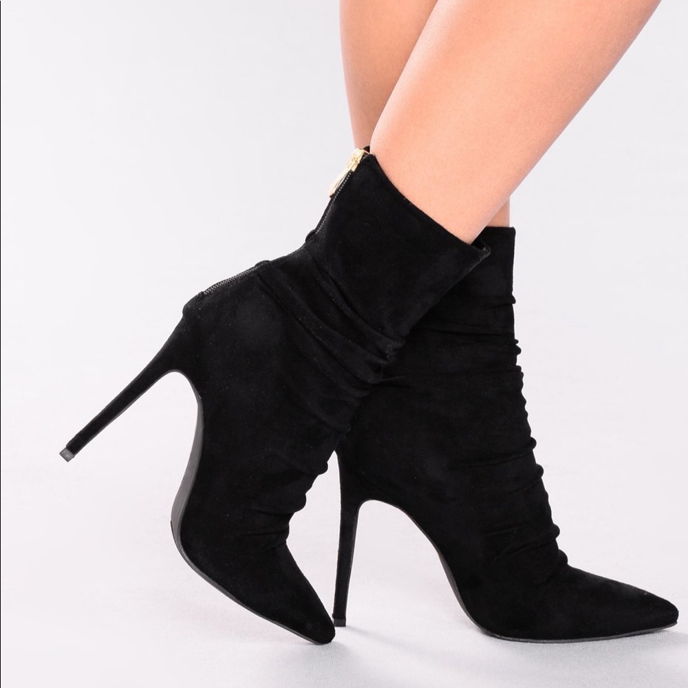 Sabrina scrunch bootie